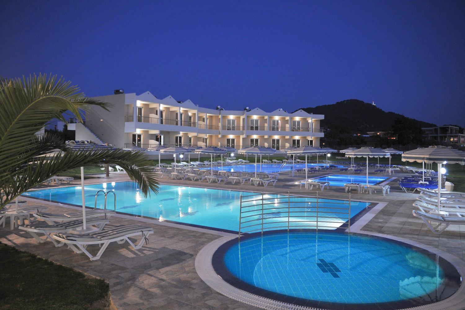 Emerald Hotel Кремасти Экстерьер фото
