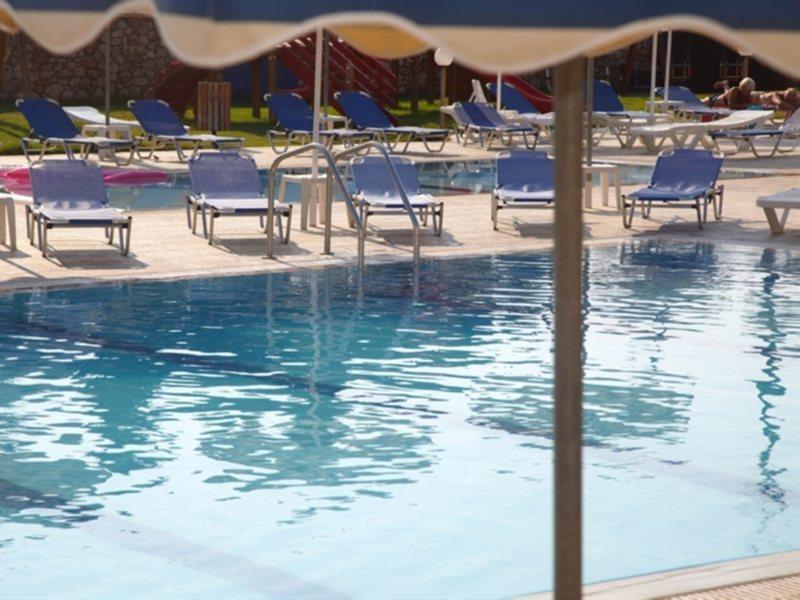 Emerald Hotel Кремасти Экстерьер фото